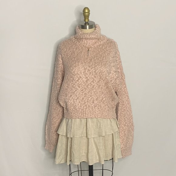 Hollister Sweaters - Hollister - Pink Sparkly Chunky Sweater